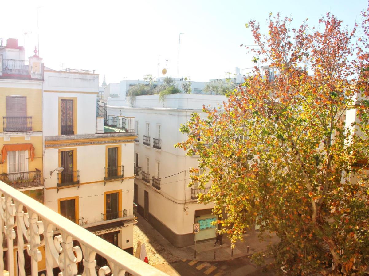 Adriano Apartments Seville Exterior photo